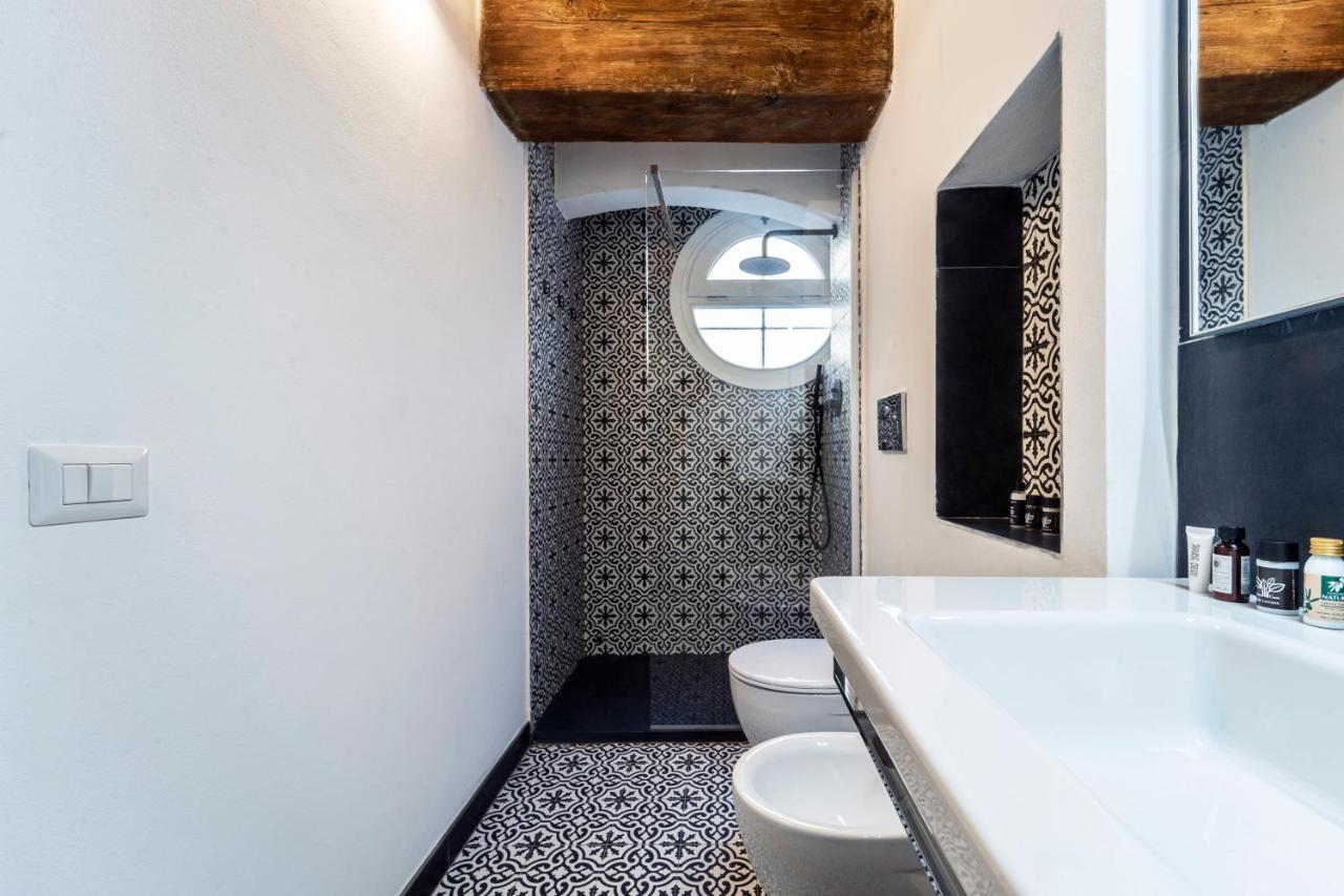 Palazzovilla Historic Building Luxury Suite Florenz Exterior foto
