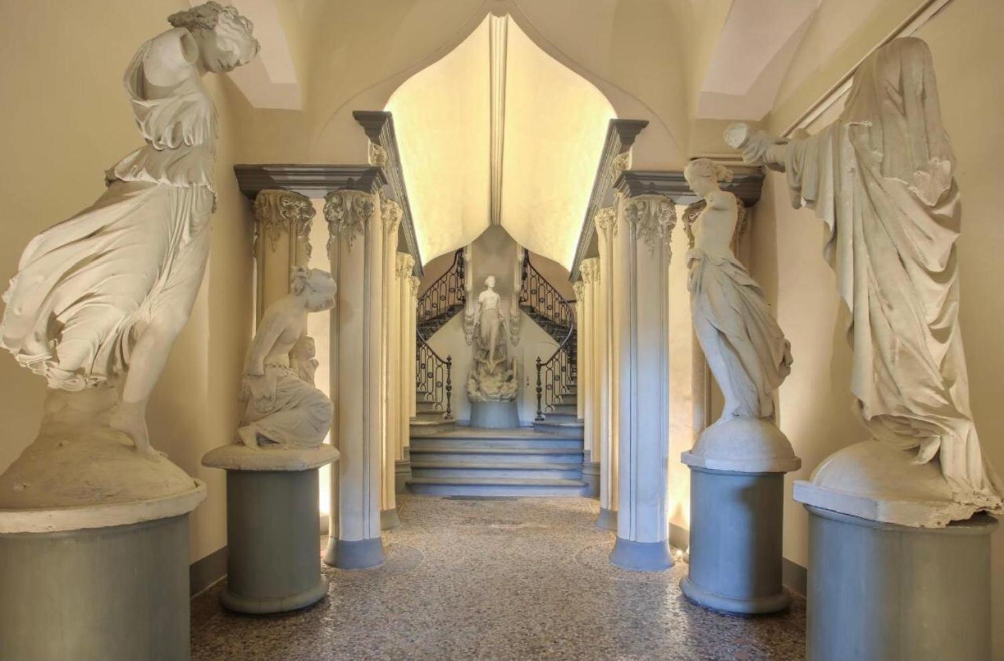 Palazzovilla Historic Building Luxury Suite Florenz Exterior foto