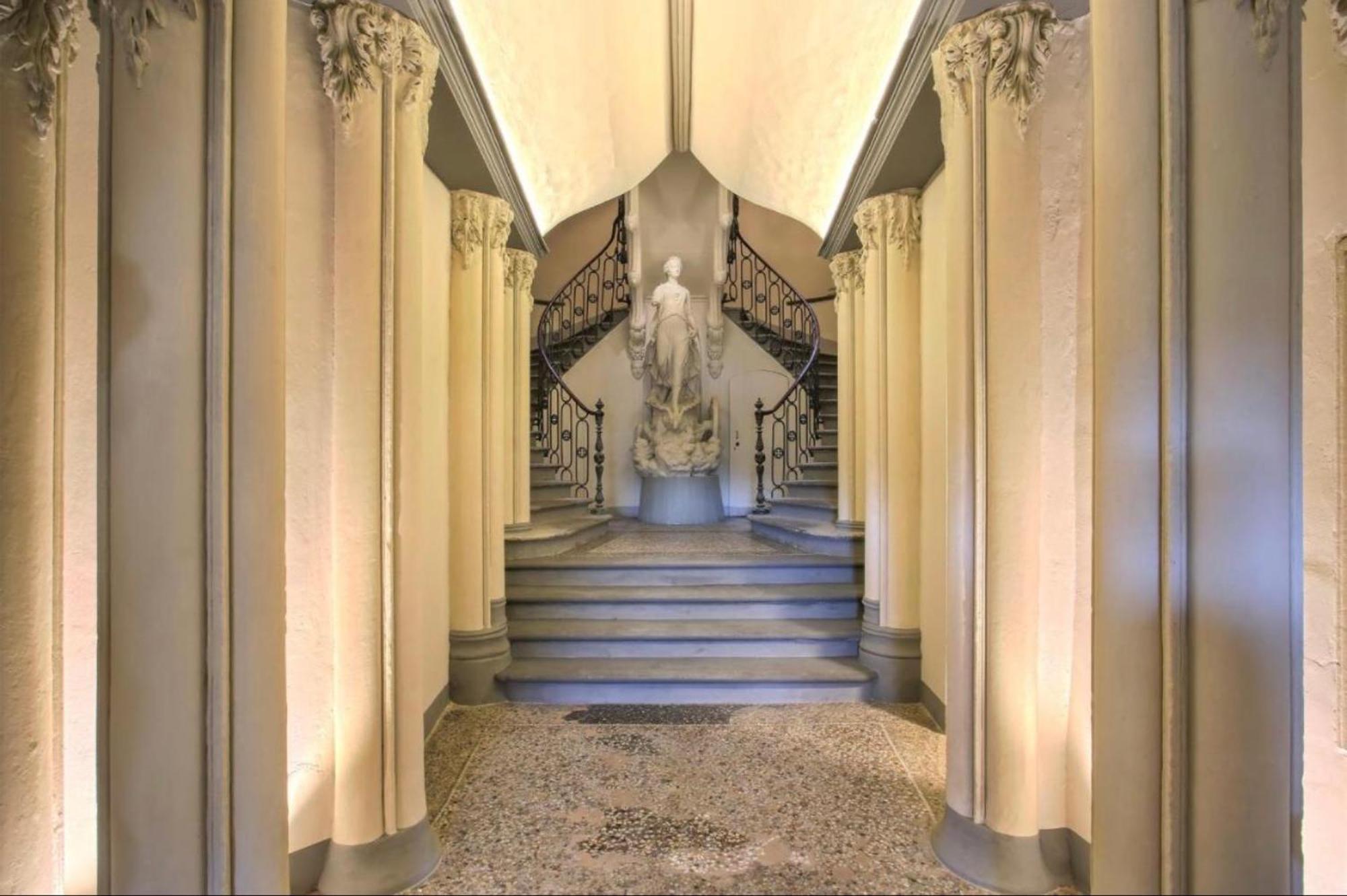 Palazzovilla Historic Building Luxury Suite Florenz Exterior foto