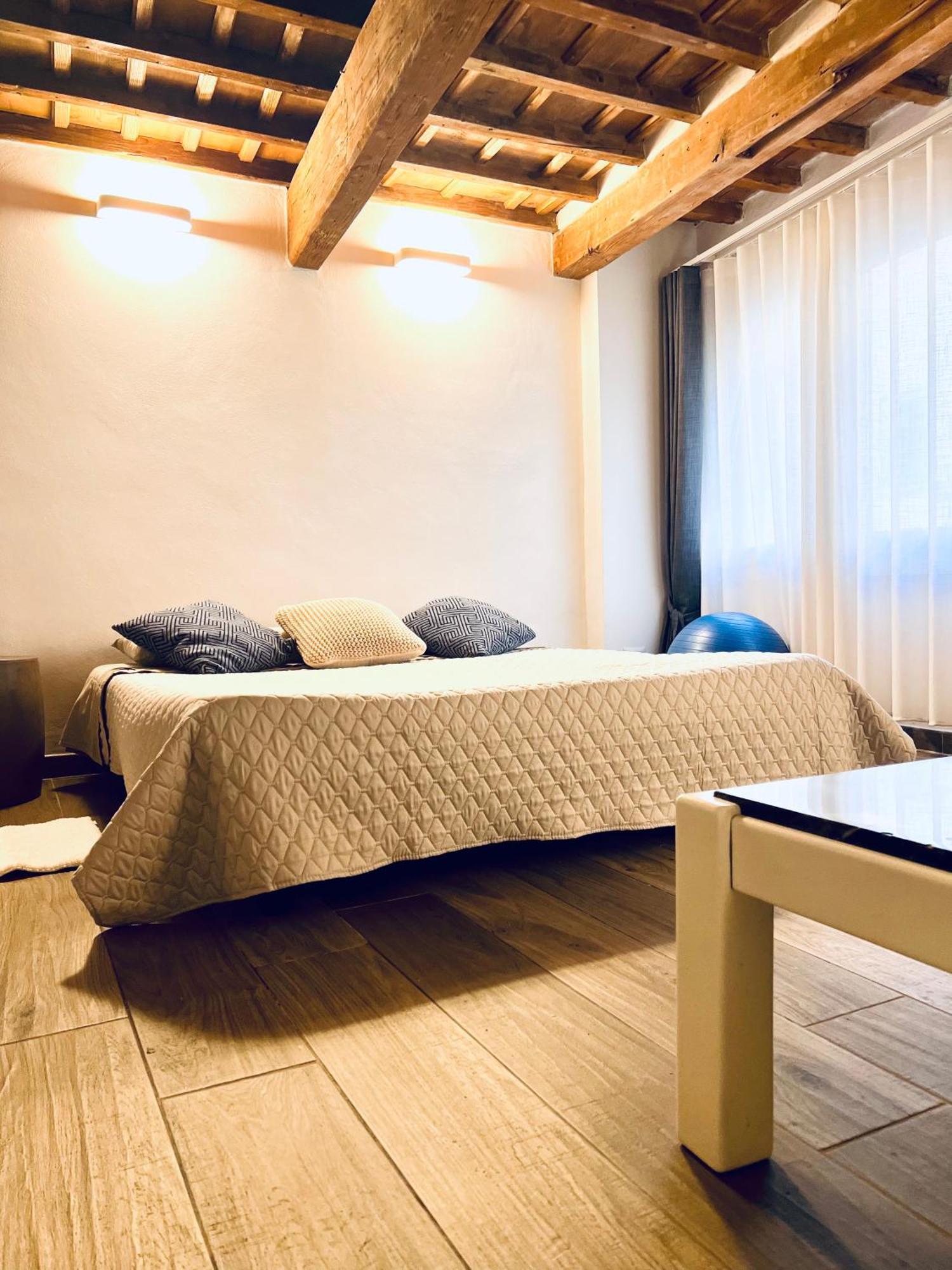 Palazzovilla Historic Building Luxury Suite Florenz Exterior foto